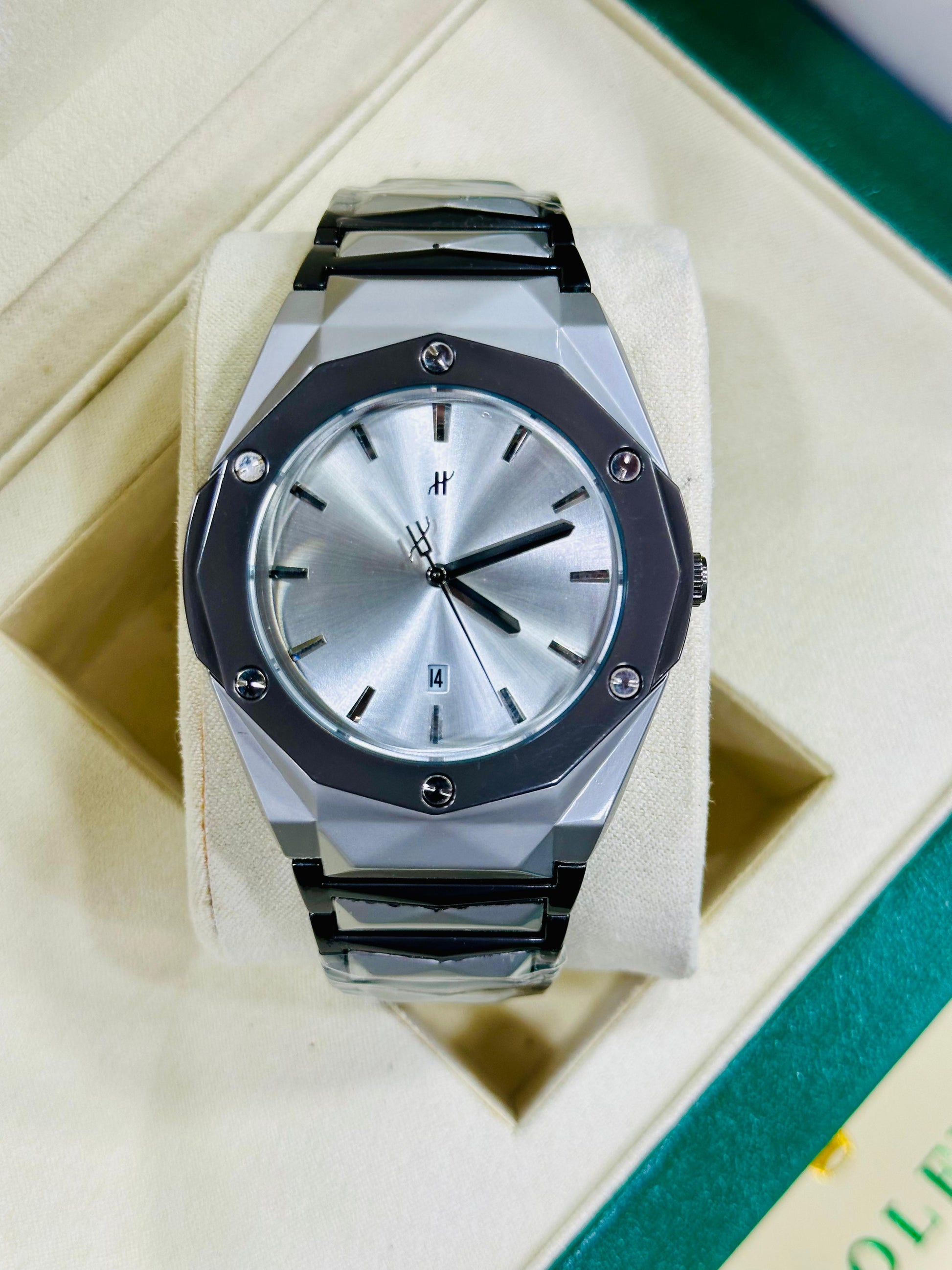 Hublot Diamond Cut – Heavy Weight (Limited Edition)