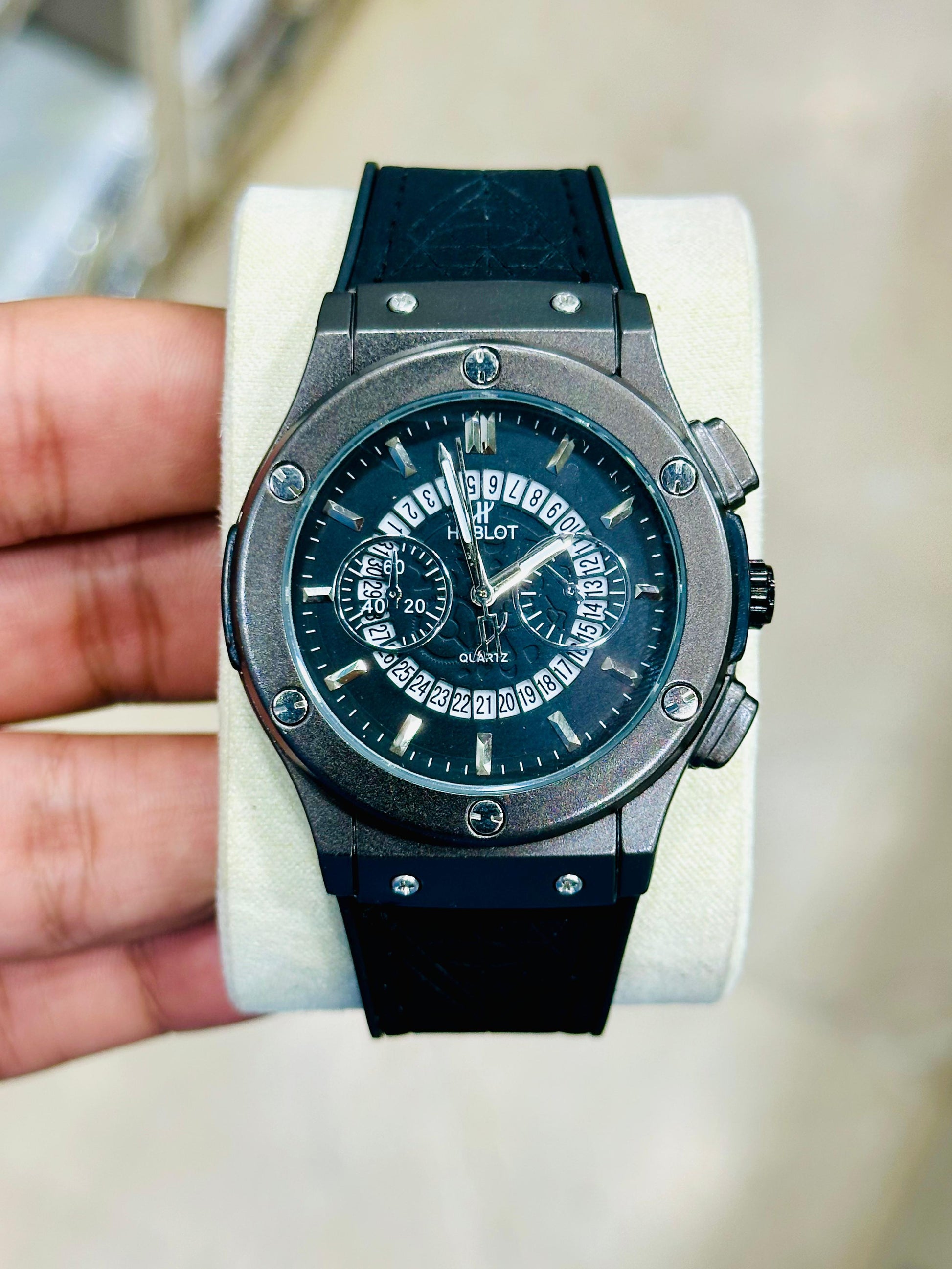 Hublot Big Bang & Classic Fusion Series (27 Models Available)
