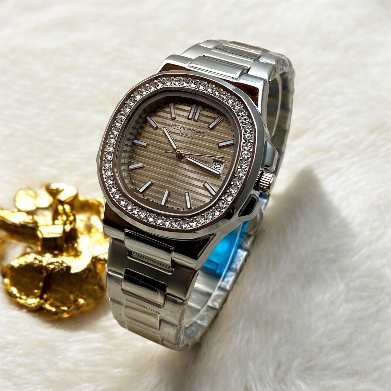 Patek Philippe – Stone Bezel Luxury Watch, Latest Article with Best Finishing