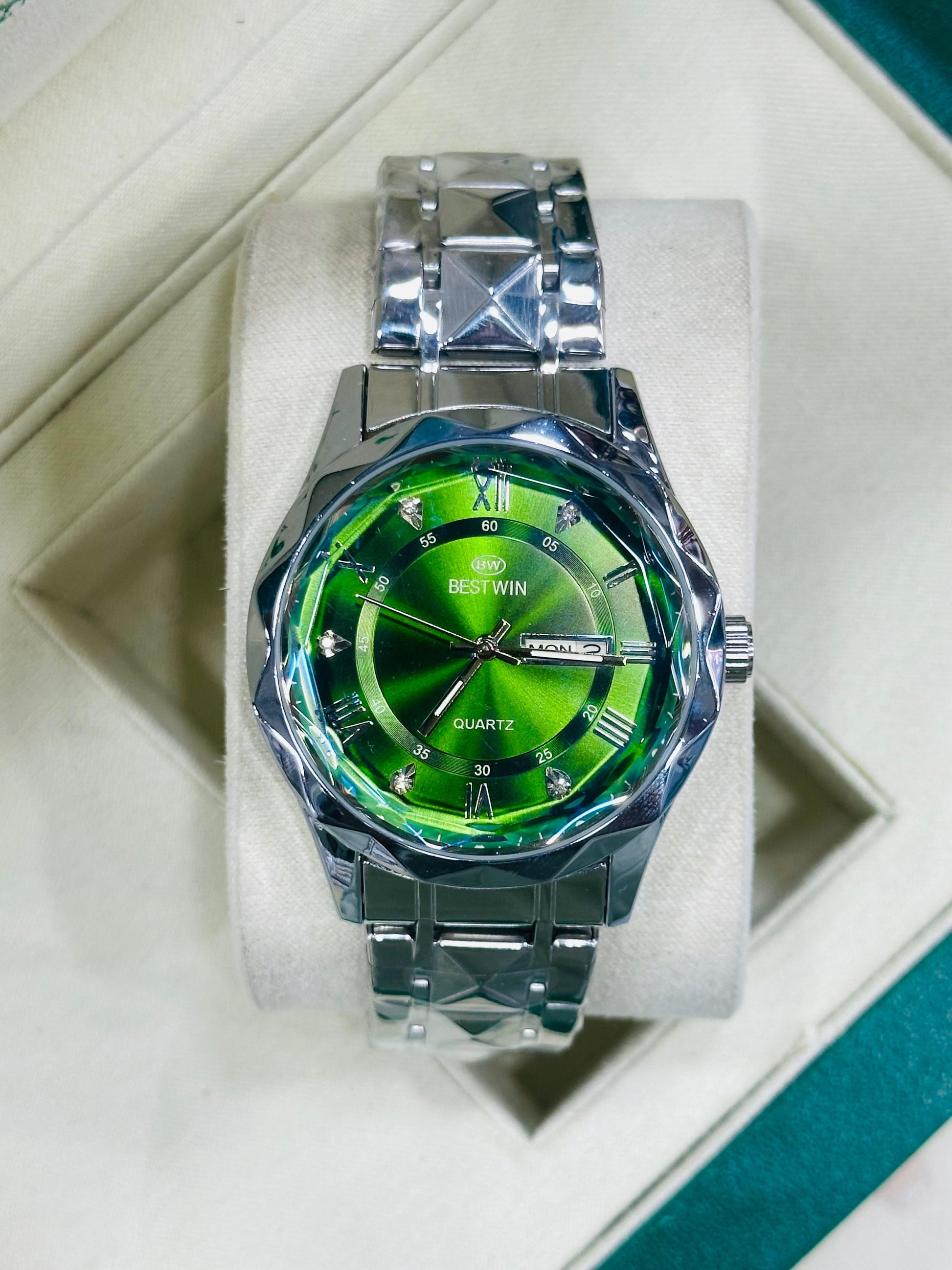 Bestwin – Diamond Glass Luxury Watch with Day-Date Working